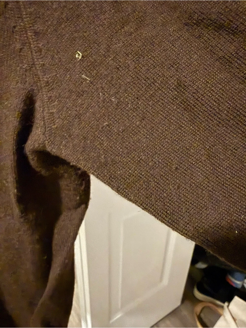 Bloomingdale's Men's Brown V-Neck Sweater
